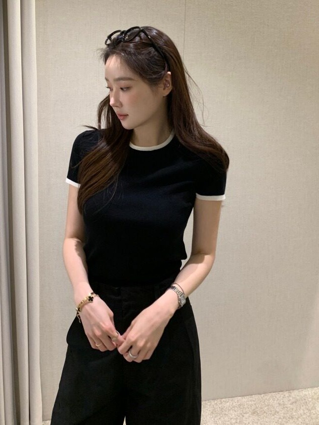 Sweter Rajut Lengan Pendek War - Korean Daily Lifestyle ulasan dan harga